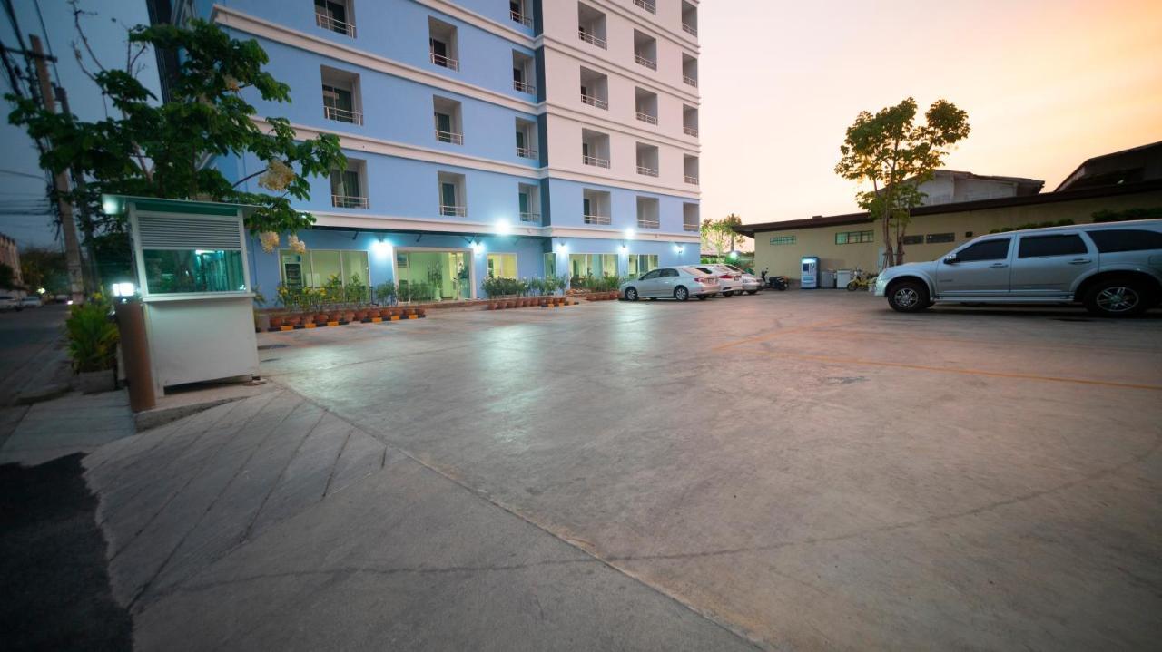 The Willing Hotel And Residence Bangkok Buitenkant foto