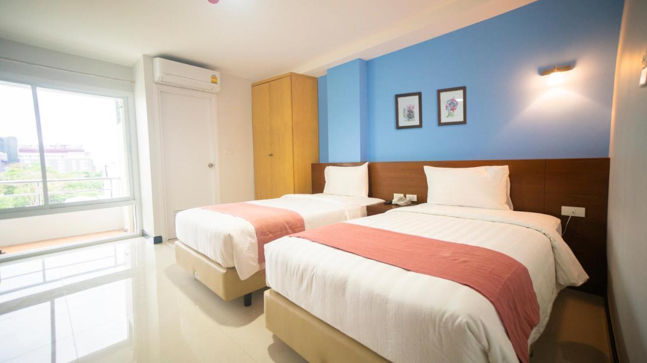 The Willing Hotel And Residence Bangkok Buitenkant foto
